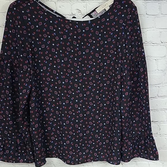 LOFT Petite Black Geo Floral Bell Sleeve Mixed Media Top Women's Blouse XSP - Picture 4 of 14
